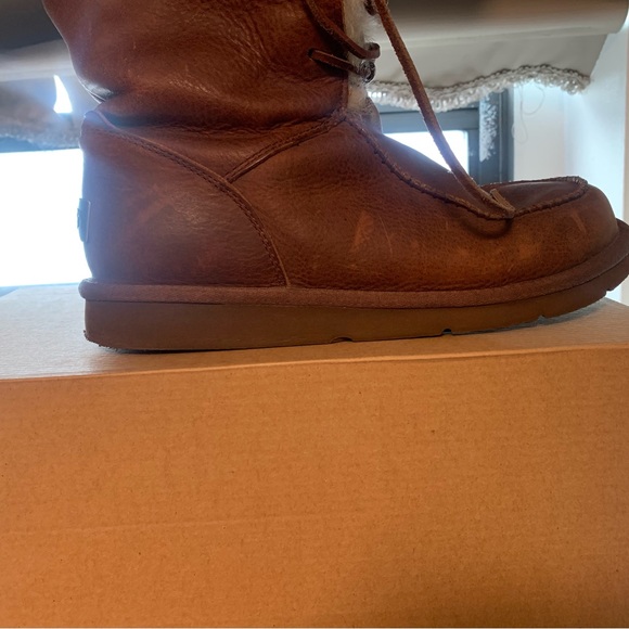 UGG Australia Tularosa Aztec Leather Lace Up Tall Boot Chocolate - Picture 14 of 15